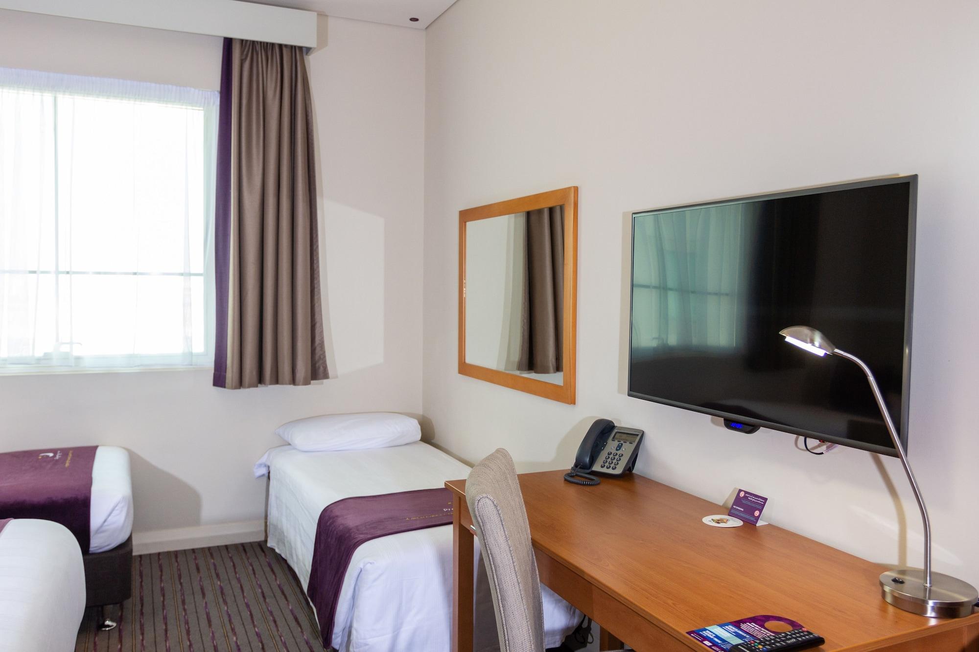 Hotel Premier Capital Centre
